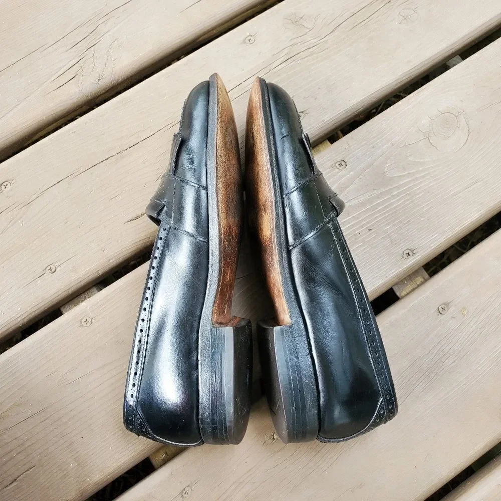 Vintage 80s Retro Preppy Acadamia Black Leather Kiltie Fringe Brogue Loafers 8.5